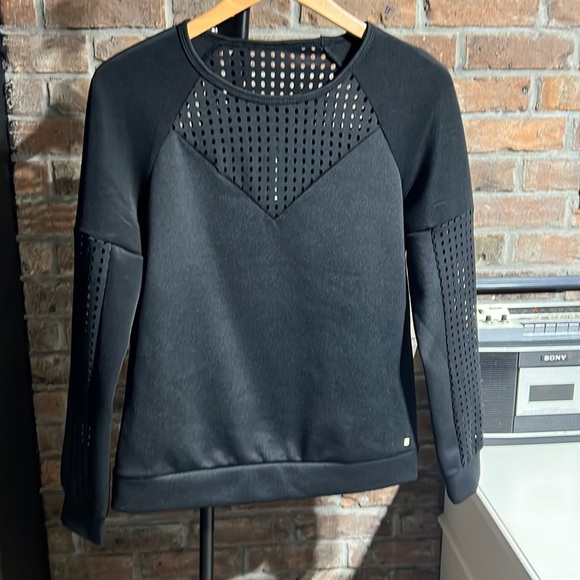 Fabletics Black Tilly Neoprene Long Sleeve shirt - Picture 2 of 15